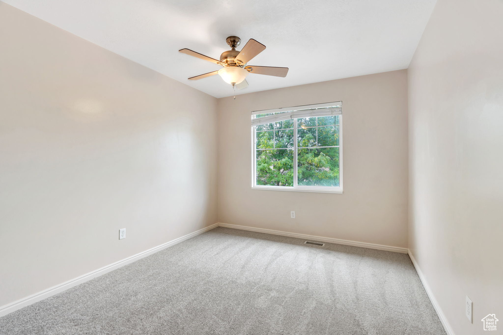 1052 CHIDESTER DR North Salt Lake, UT 84054