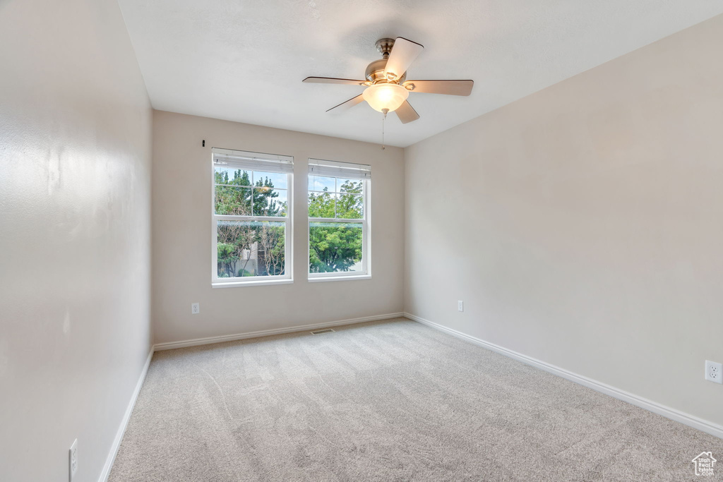 1052 CHIDESTER DR North Salt Lake, UT 84054