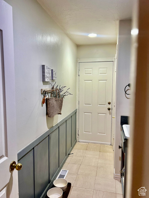 302 W HIDDEN HOLLOW DR Orem, UT 84058