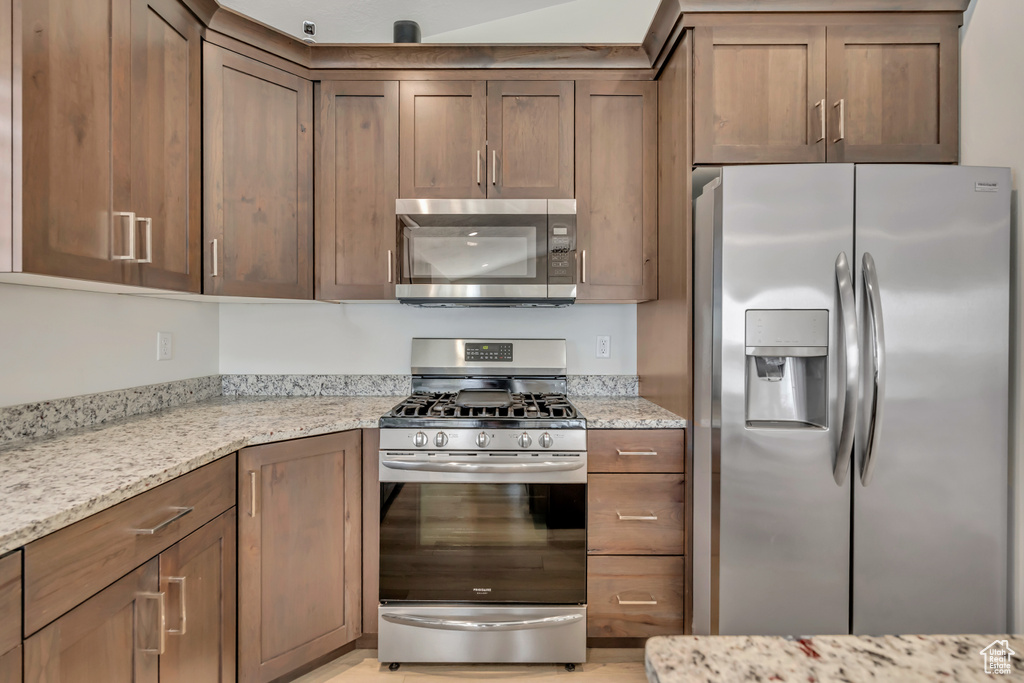 1852 E MAGNOLIA CIR Eagle Mountain, UT 84005