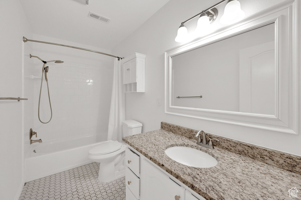 Photo 16 for MLS #2110110 at 585 E Marialana Way