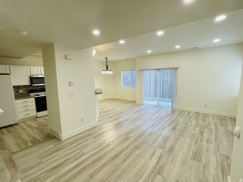 12801 S STORMY MEADOW DR Riverton, UT 84096