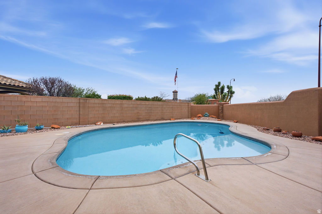 485 N LA RUTA DR Washington, UT 84780