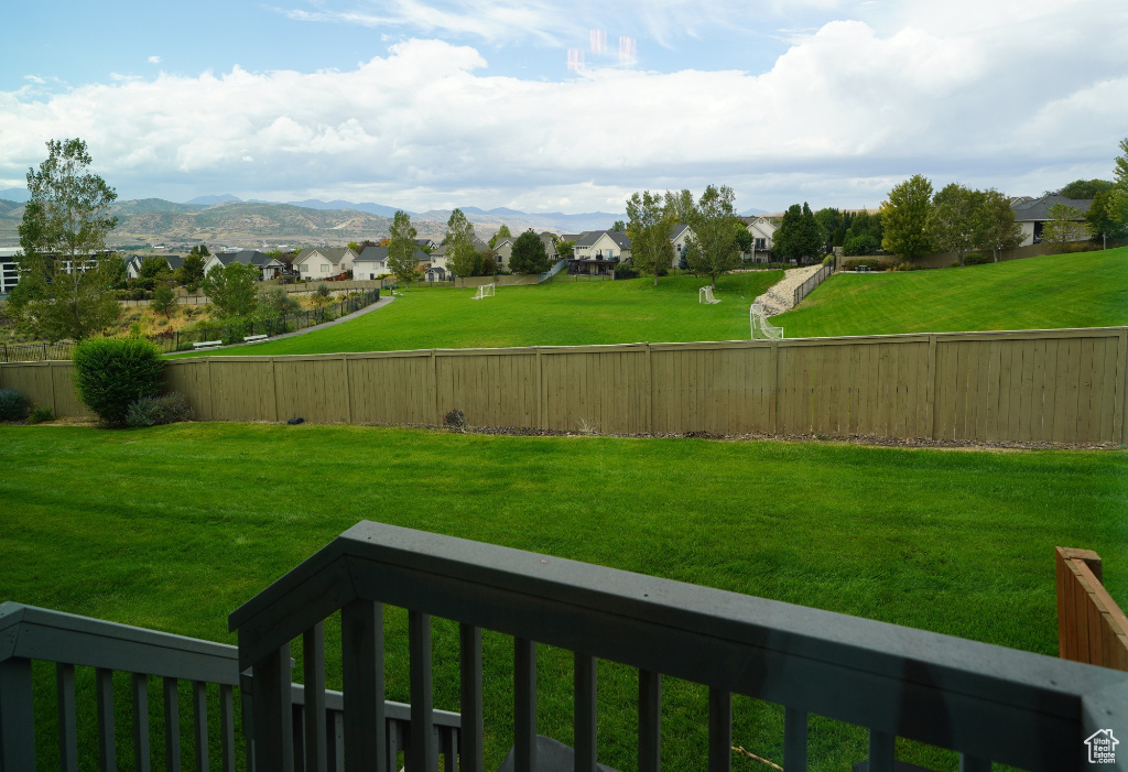 Photo 10 for MLS #2110124 at 4197 Cresthaven Ln