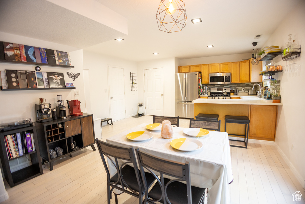 669 S 1250 W Lehi, UT 84043