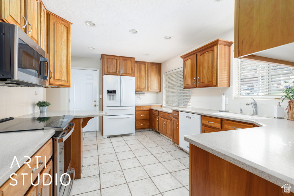 22 W 3500 S Bountiful, UT 84010