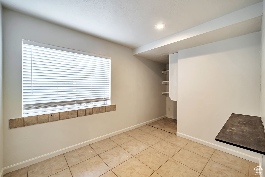 Photo 19 for MLS #2110142 at 1701 E Sunrise Dr