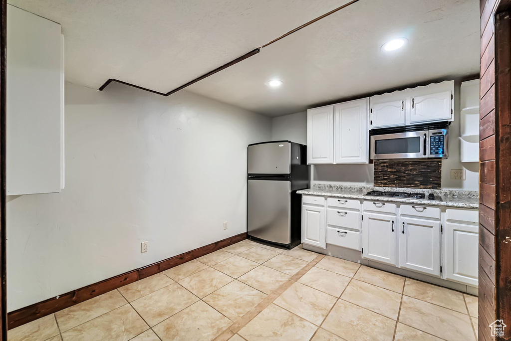 Photo 18 for MLS #2110142 at 1701 E Sunrise Dr