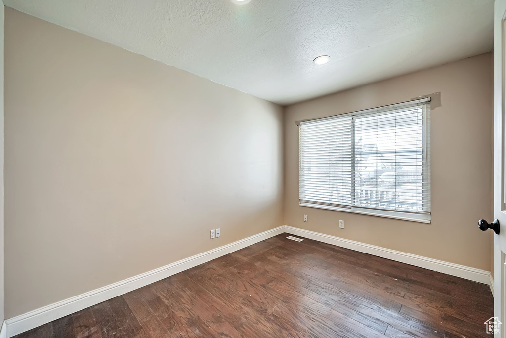 Photo 11 for MLS #2110142 at 1701 E Sunrise Dr