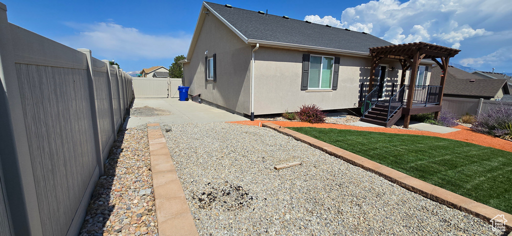 203 W CARACARA ST Saratoga Springs, UT 84045