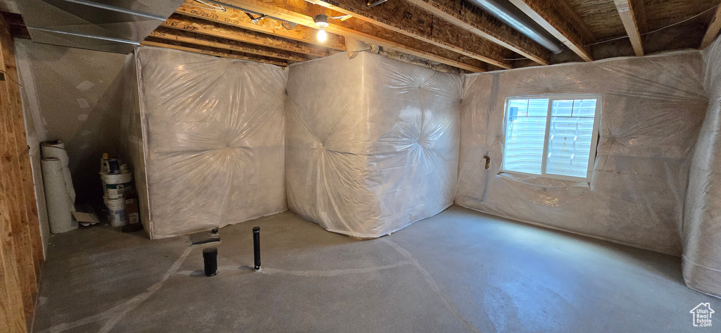 203 W CARACARA ST Saratoga Springs, UT 84045