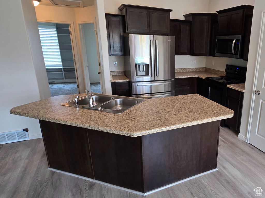 203 W CARACARA ST Saratoga Springs, UT 84045