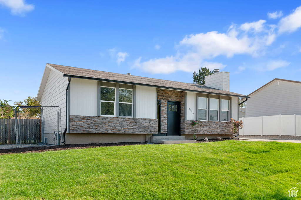 Photo 21 for MLS #2110146 at 4319 W Tidwell St