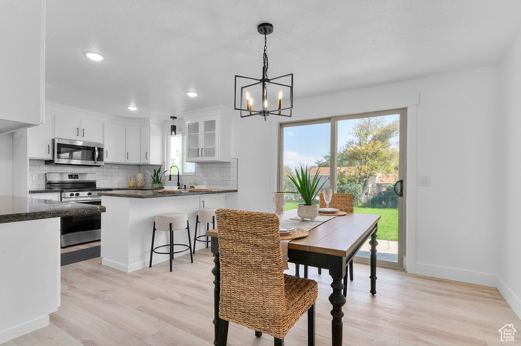 Photo 4 for MLS #2110146 at 4319 W Tidwell St
