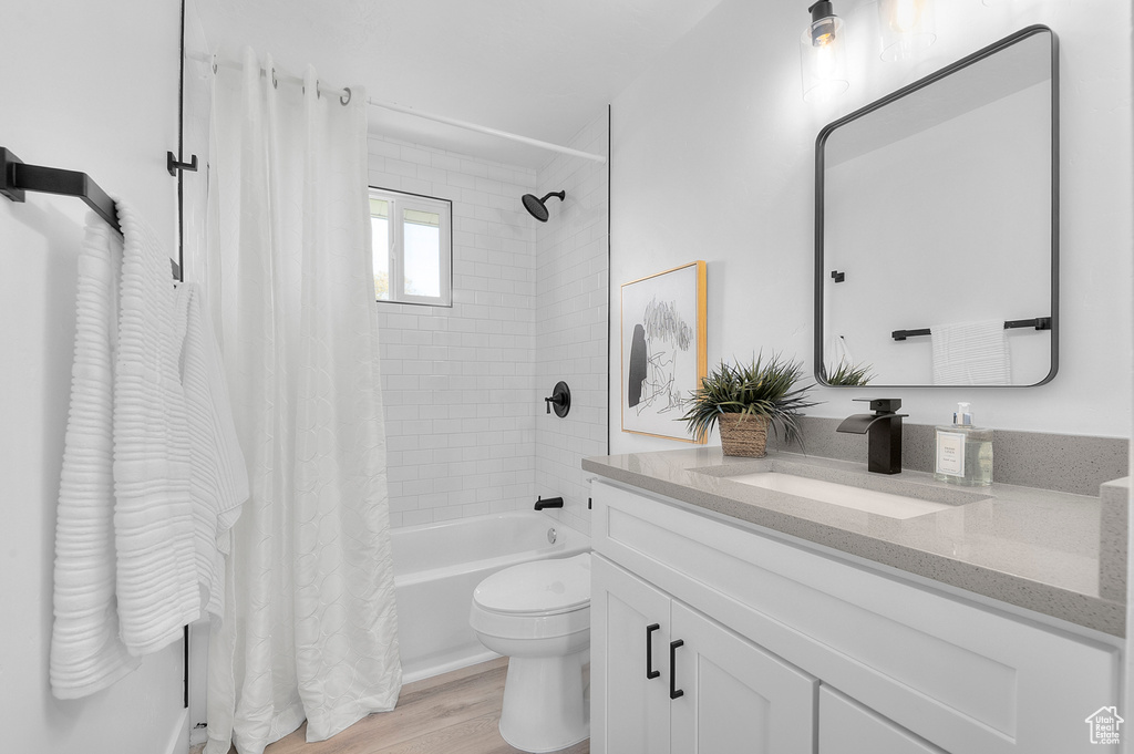Photo 9 for MLS #2110146 at 4319 W Tidwell St