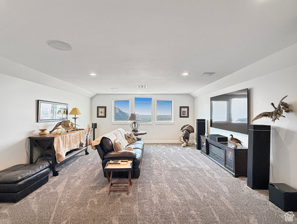 822 E MOUNTAIN RD North Ogden, UT 84414