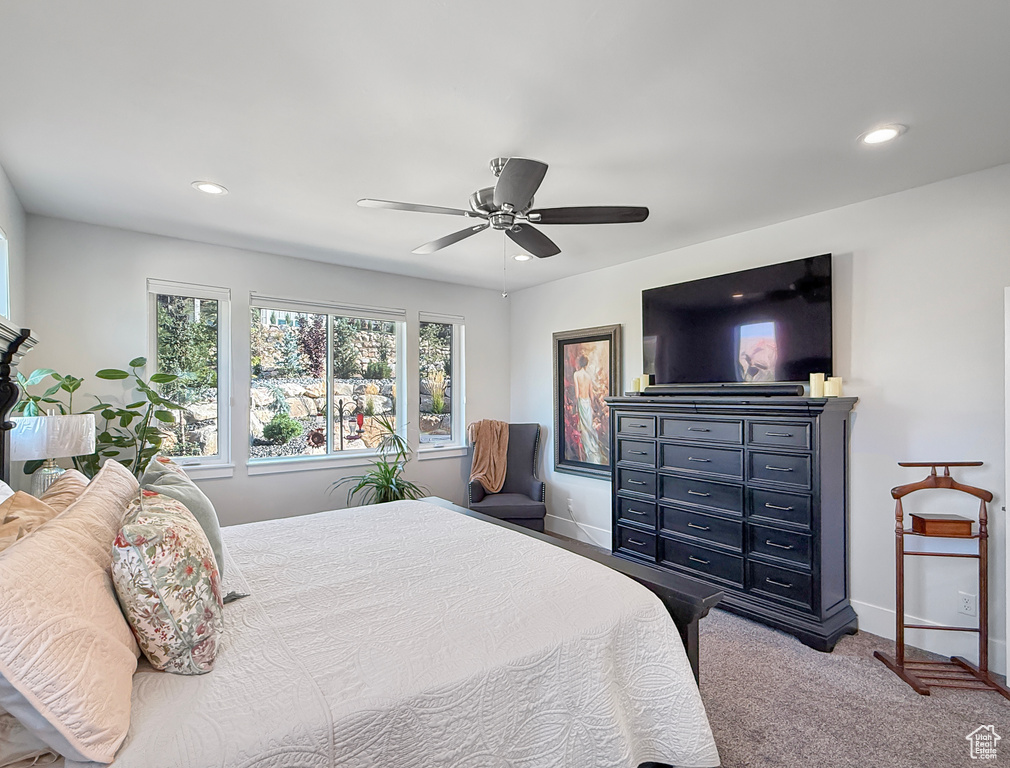 822 E MOUNTAIN RD North Ogden, UT 84414