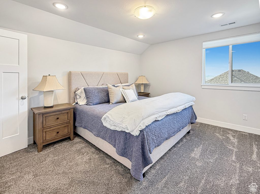 822 E MOUNTAIN RD North Ogden, UT 84414