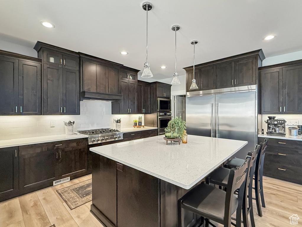 822 E MOUNTAIN RD North Ogden, UT 84414
