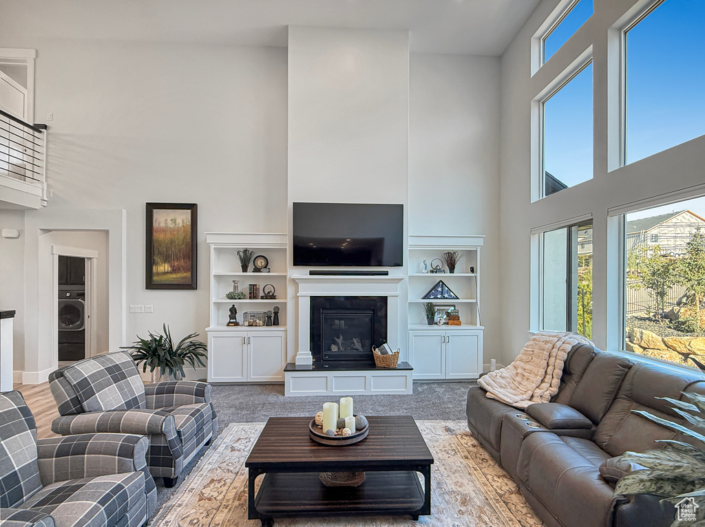 822 E MOUNTAIN RD North Ogden, UT 84414