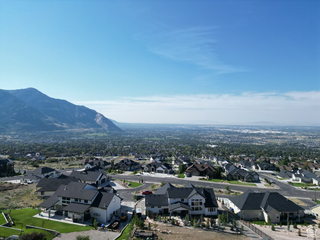 822 E MOUNTAIN RD North Ogden, UT 84414