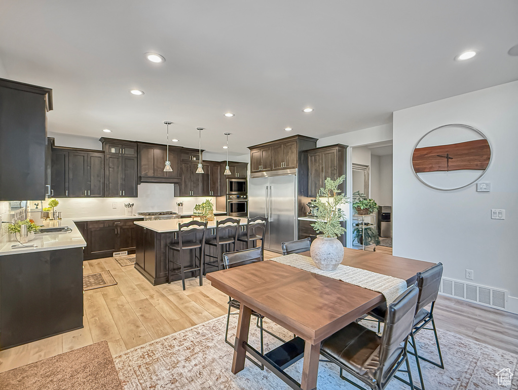 822 E MOUNTAIN RD North Ogden, UT 84414