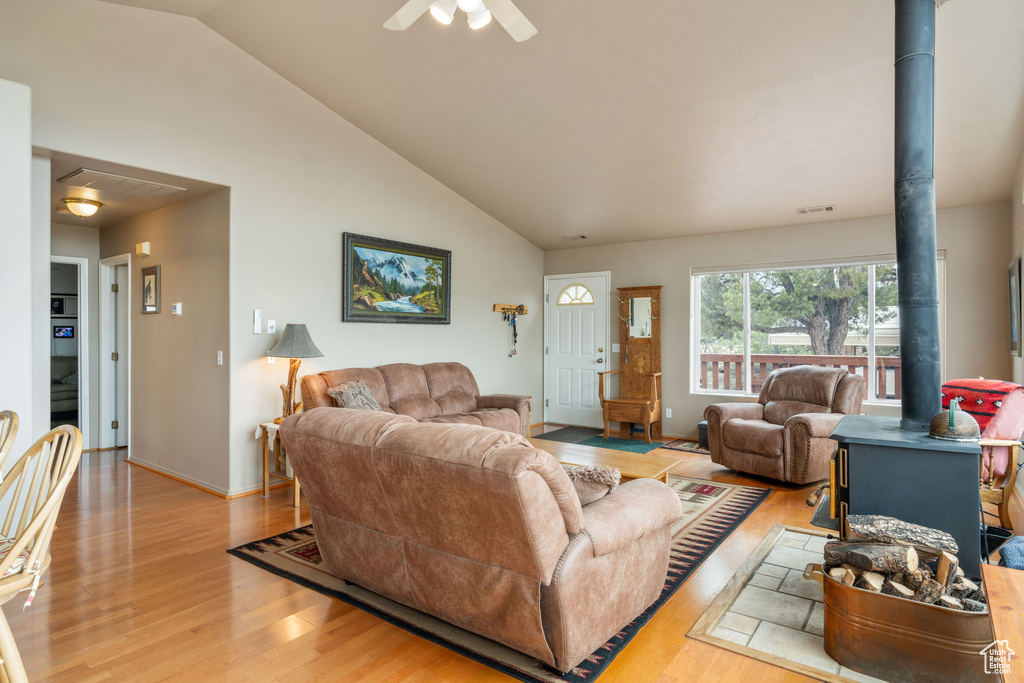 Photo 6 for MLS #2110150 at 635 N Cougar Ln