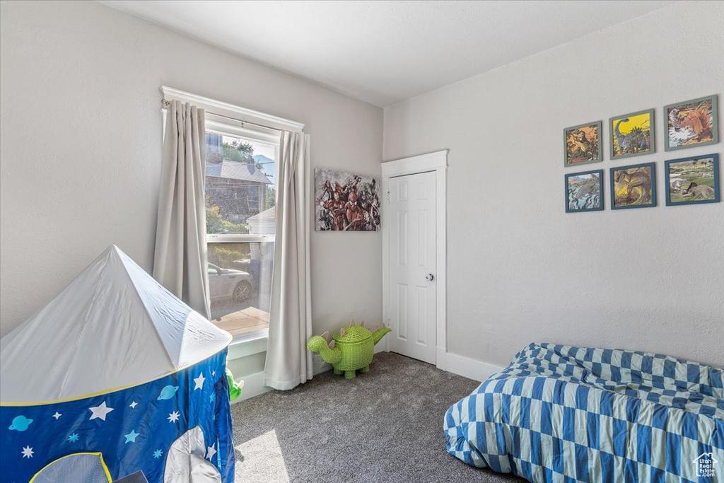 Photo 17 for MLS #2110167 at 949 E 24th St