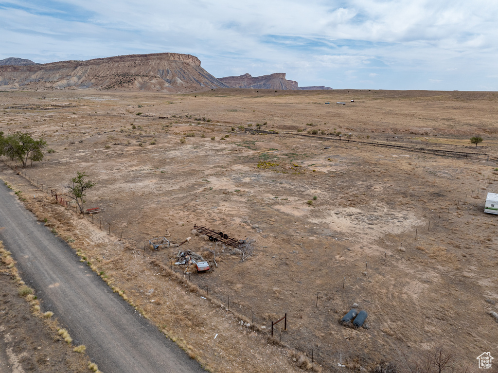 68 N KING ST Thompson, UT 84540