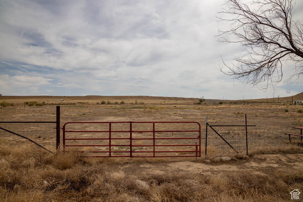 68 N KING ST Thompson, UT 84540