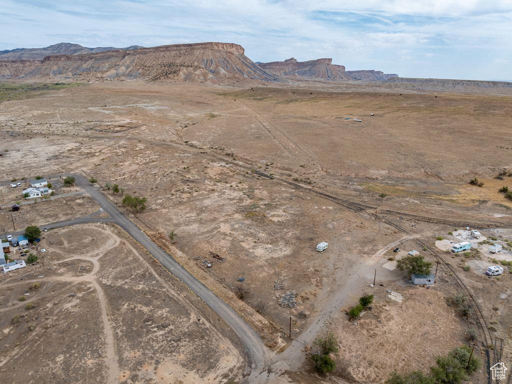 68 N KING ST Thompson, UT 84540