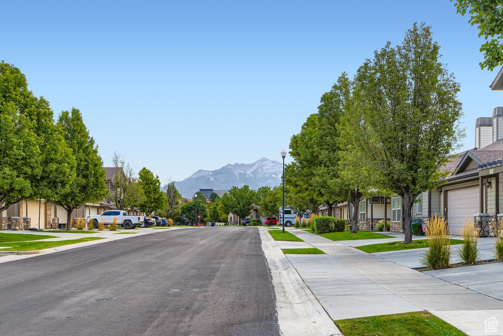 773 W CLUB OAKS DR Sandy, UT 84070