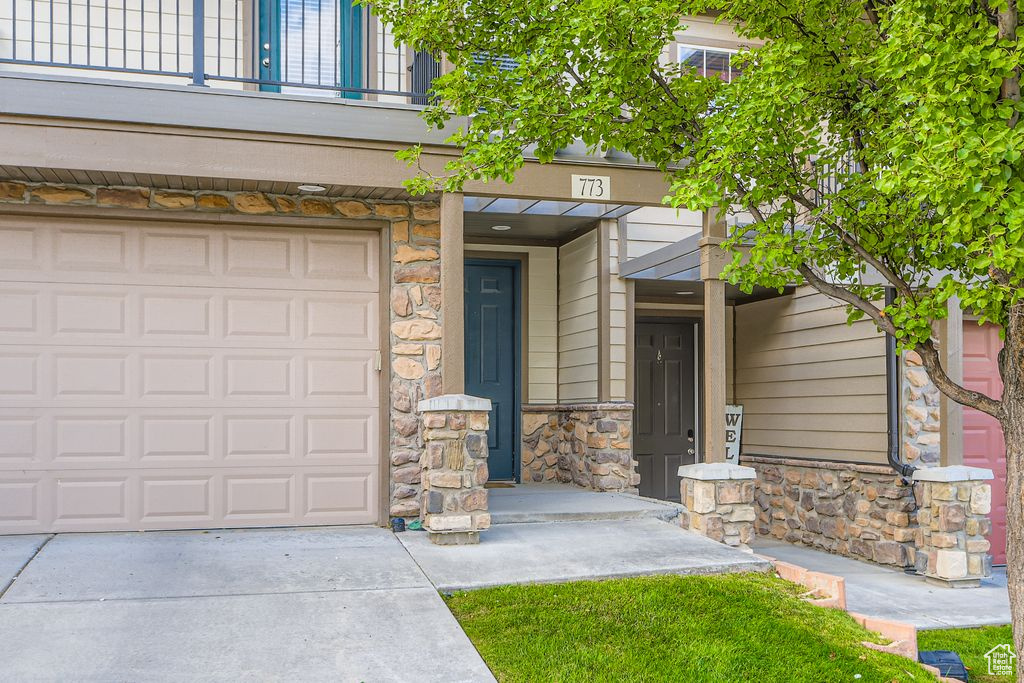 773 W CLUB OAKS DR Sandy, UT 84070