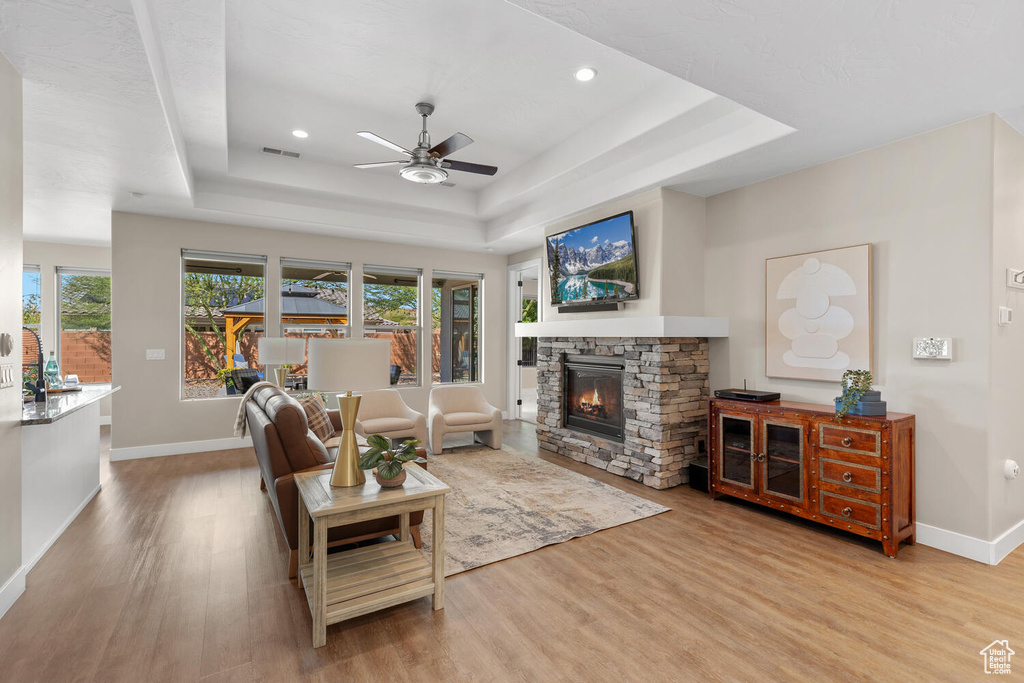 Photo 4 for MLS #2110175 at 871 N Via Del Medio