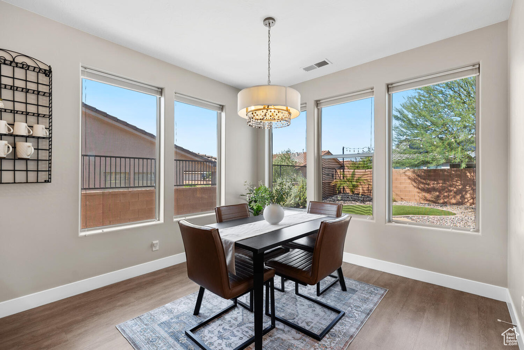 Photo 11 for MLS #2110175 at 871 N Via Del Medio