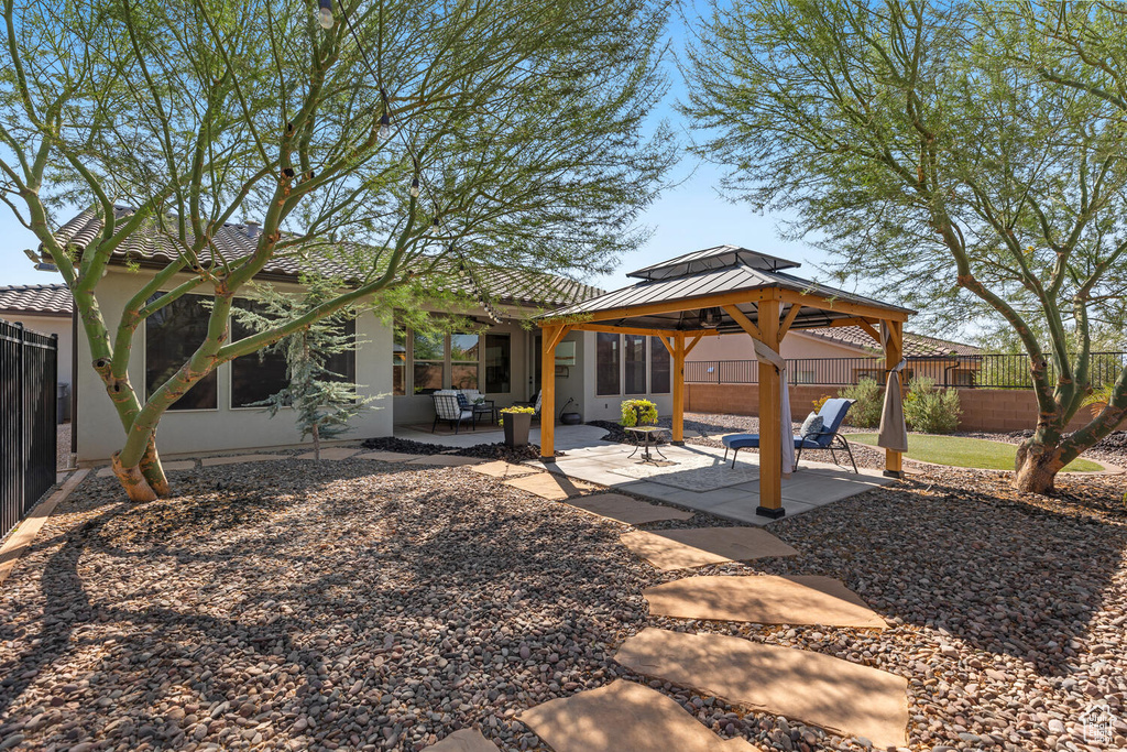 Photo 23 for MLS #2110175 at 871 N Via Del Medio