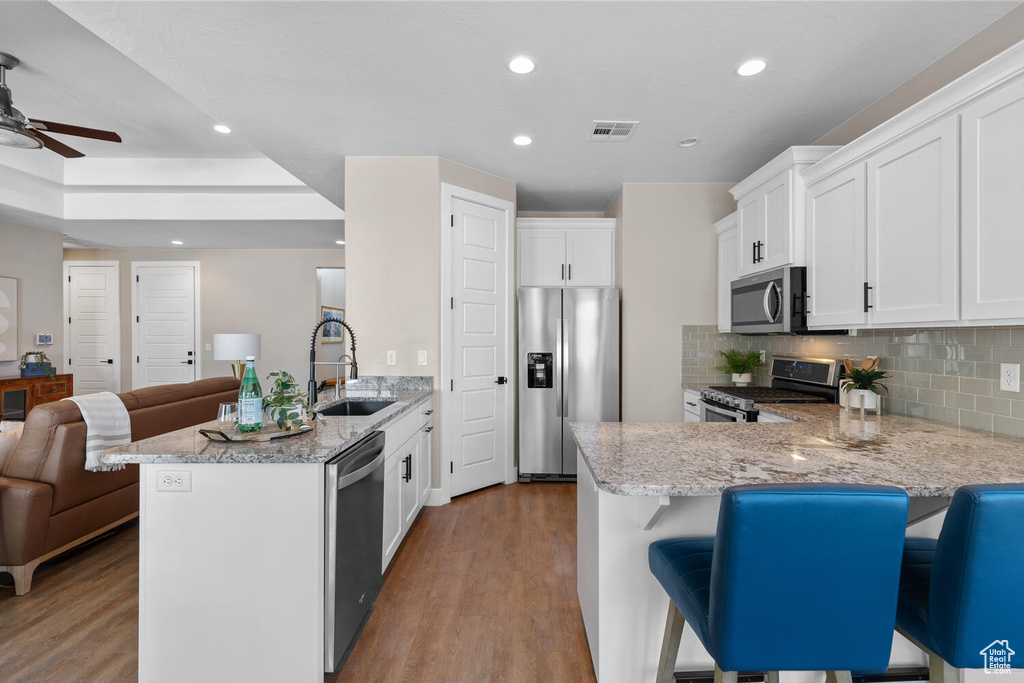 Photo 9 for MLS #2110175 at 871 N Via Del Medio