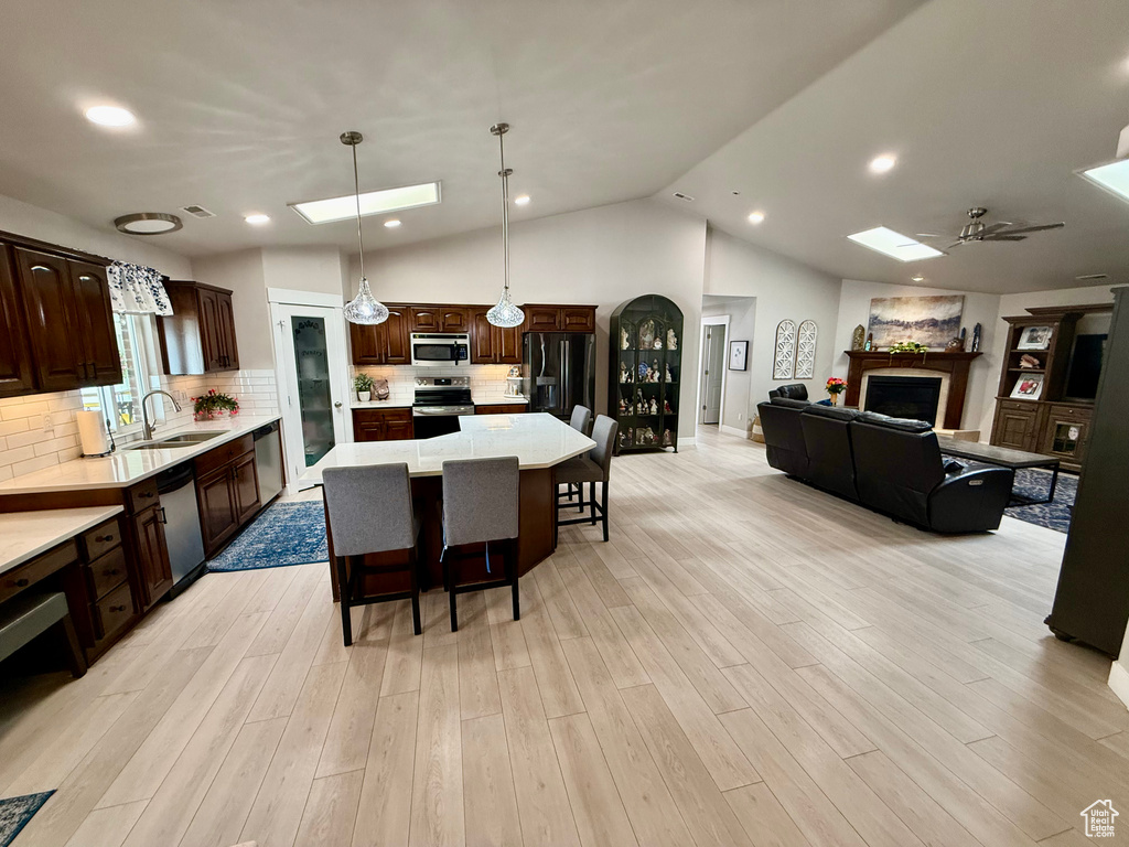 239 BRYCE DR Kaysville, UT 84037