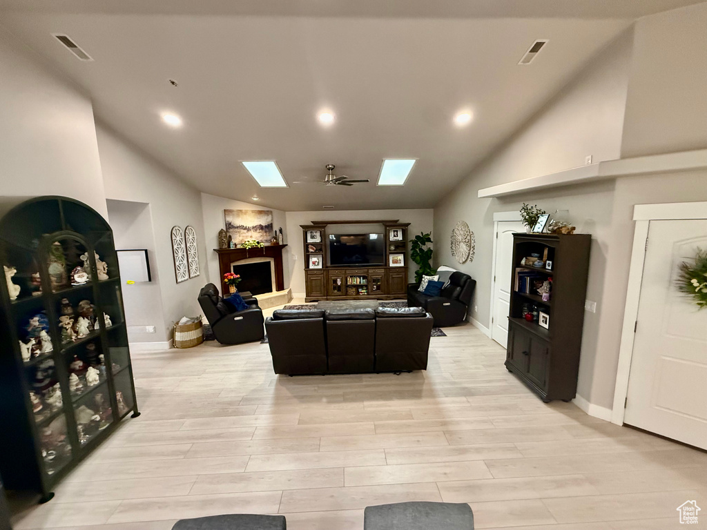 239 BRYCE DR Kaysville, UT 84037