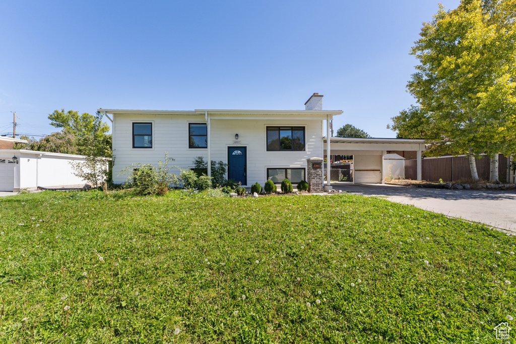 Photo 2 for MLS #2110182 at 4257 S Morris St