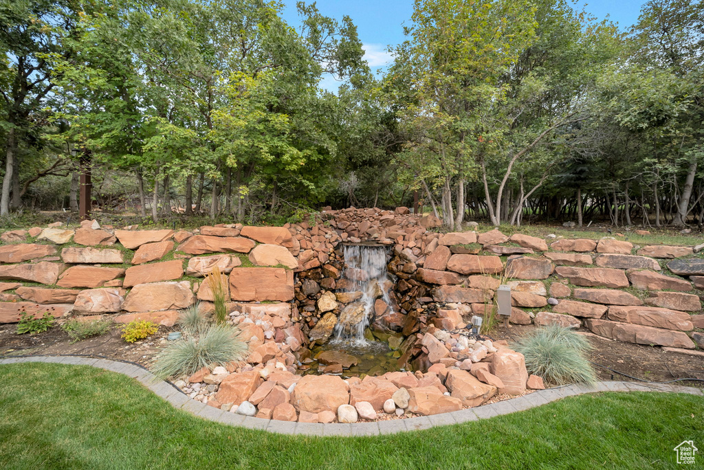 Photo 34 for MLS #2110189 at 930 S Woodland Hills Dr