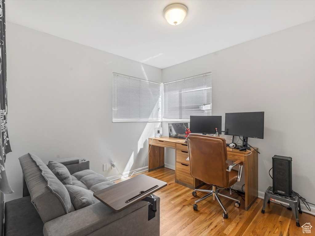 Photo 9 for MLS #2110196 at 1410 N 200 West