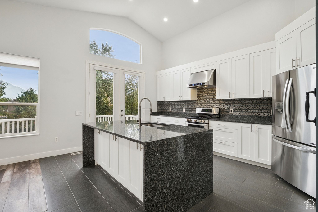 9297 S AVIGNON PL West Jordan, UT 84088