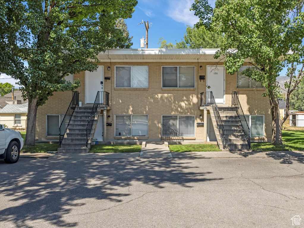 Photo 2 for MLS #2110201 at 1194 N 200 West