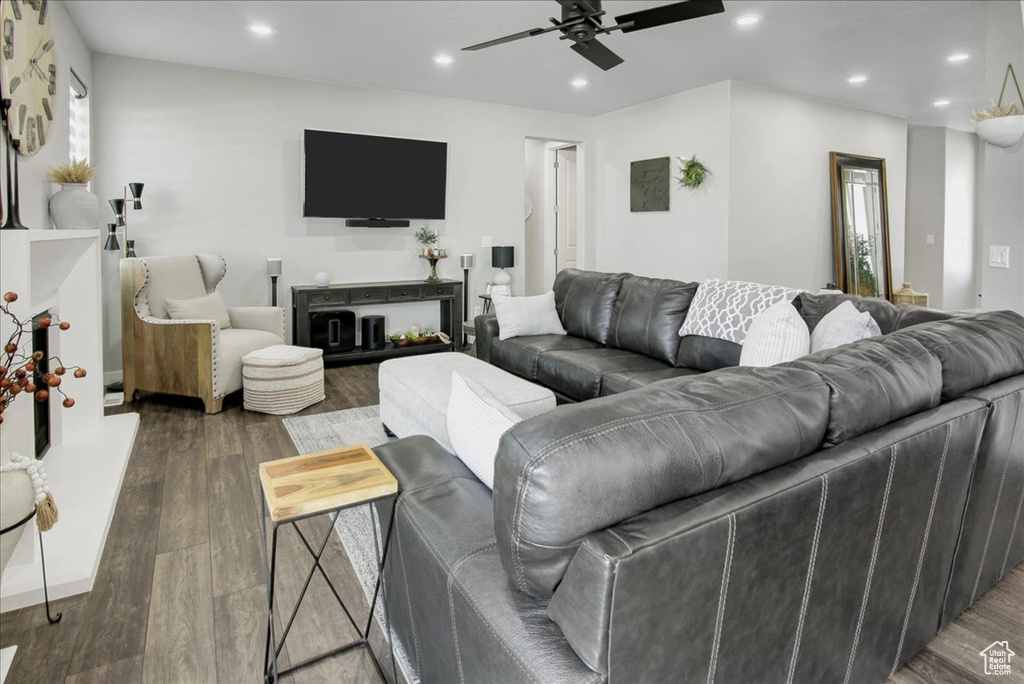 1900 S 2525 W West Haven, UT 84401