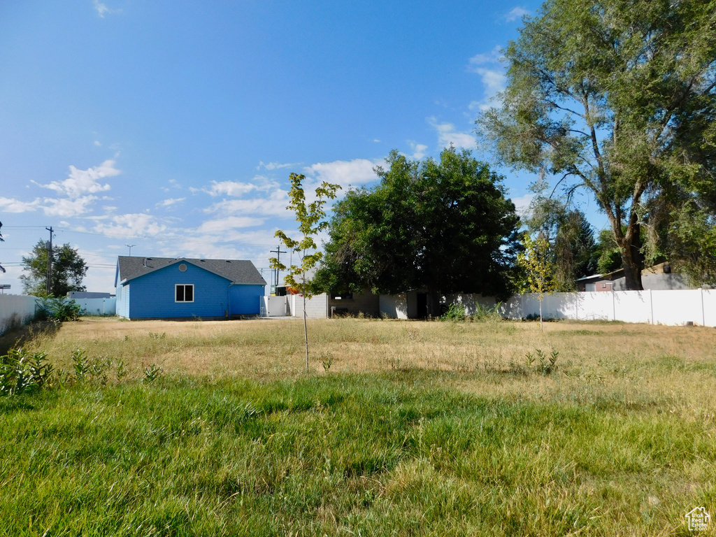 Photo 5 for MLS #2110216 at 1660 W 700 South