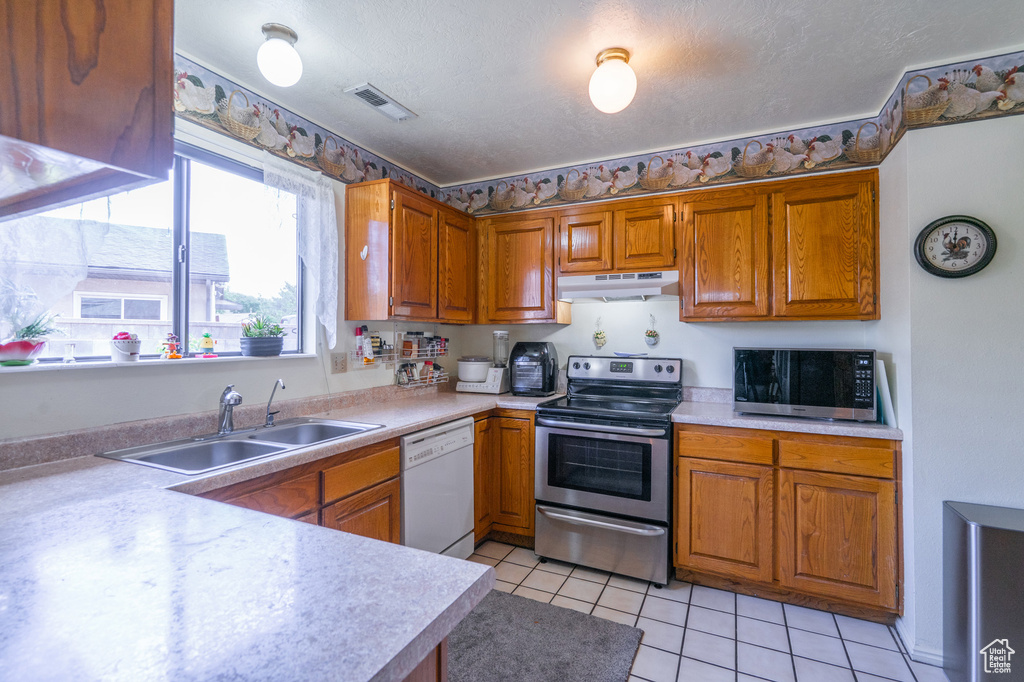 Photo 9 for MLS #2110223 at 3059 Bayberry Cir