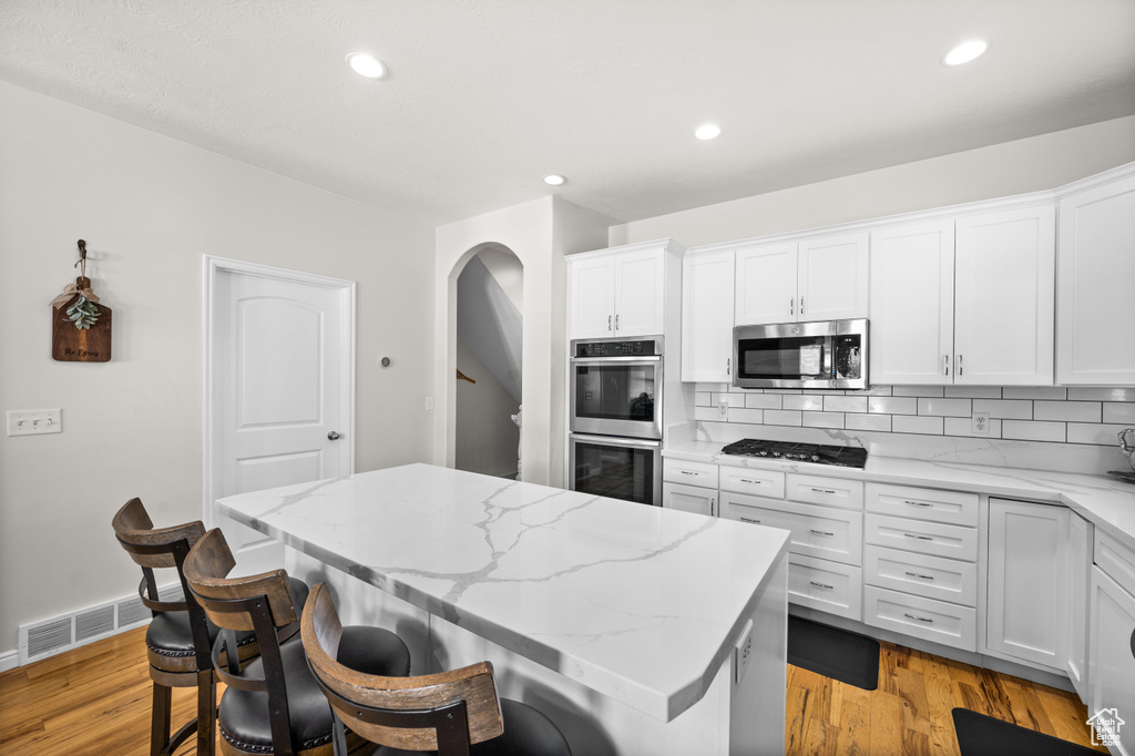 Photo 6 for MLS #2110232 at 2534 W Adelaide Dr