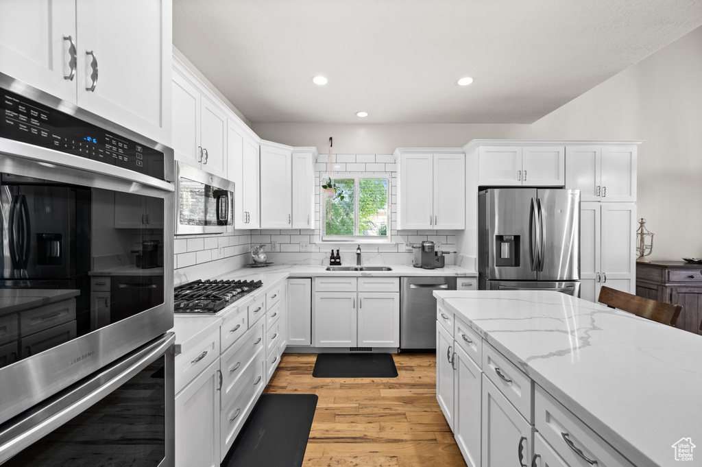 Photo 7 for MLS #2110232 at 2534 W Adelaide Dr