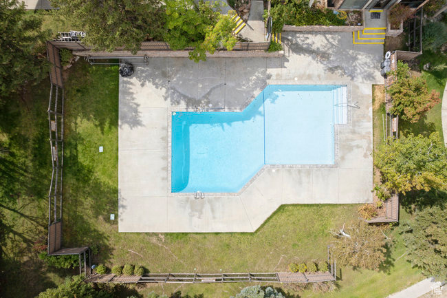 6851 N 2200 W #10G Kimball Junction, UT 84098